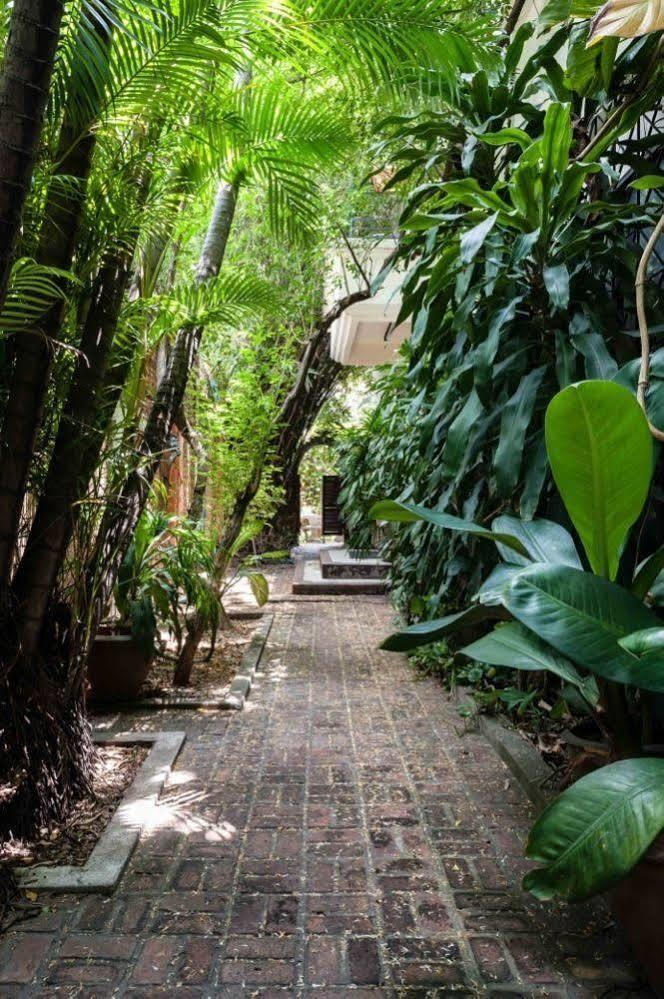 Aparthotel House By The Pond Bangkok Exterior foto